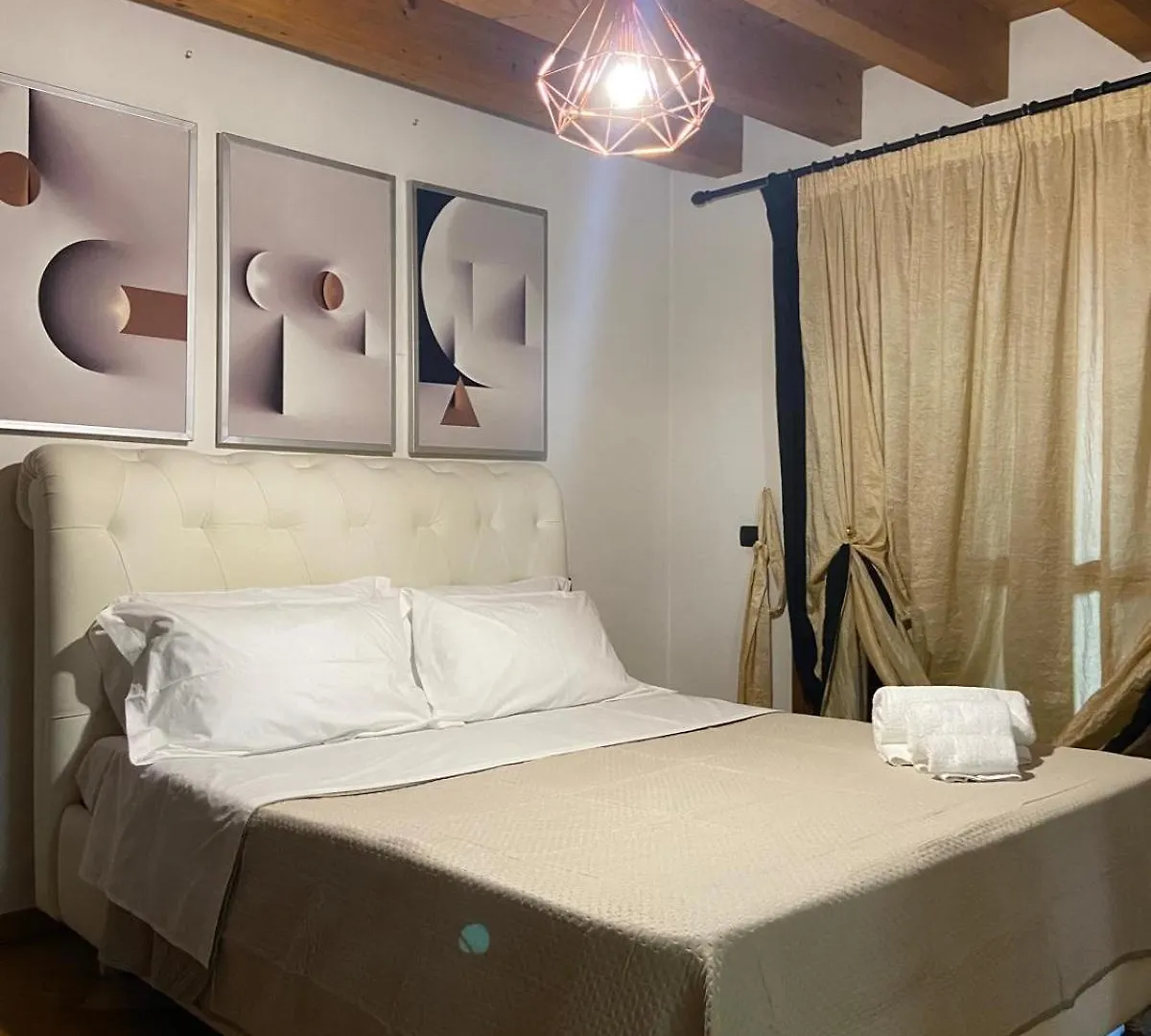 Violet House - Luminoso Ultimo Piano Con Box Apartment Seriate Italy